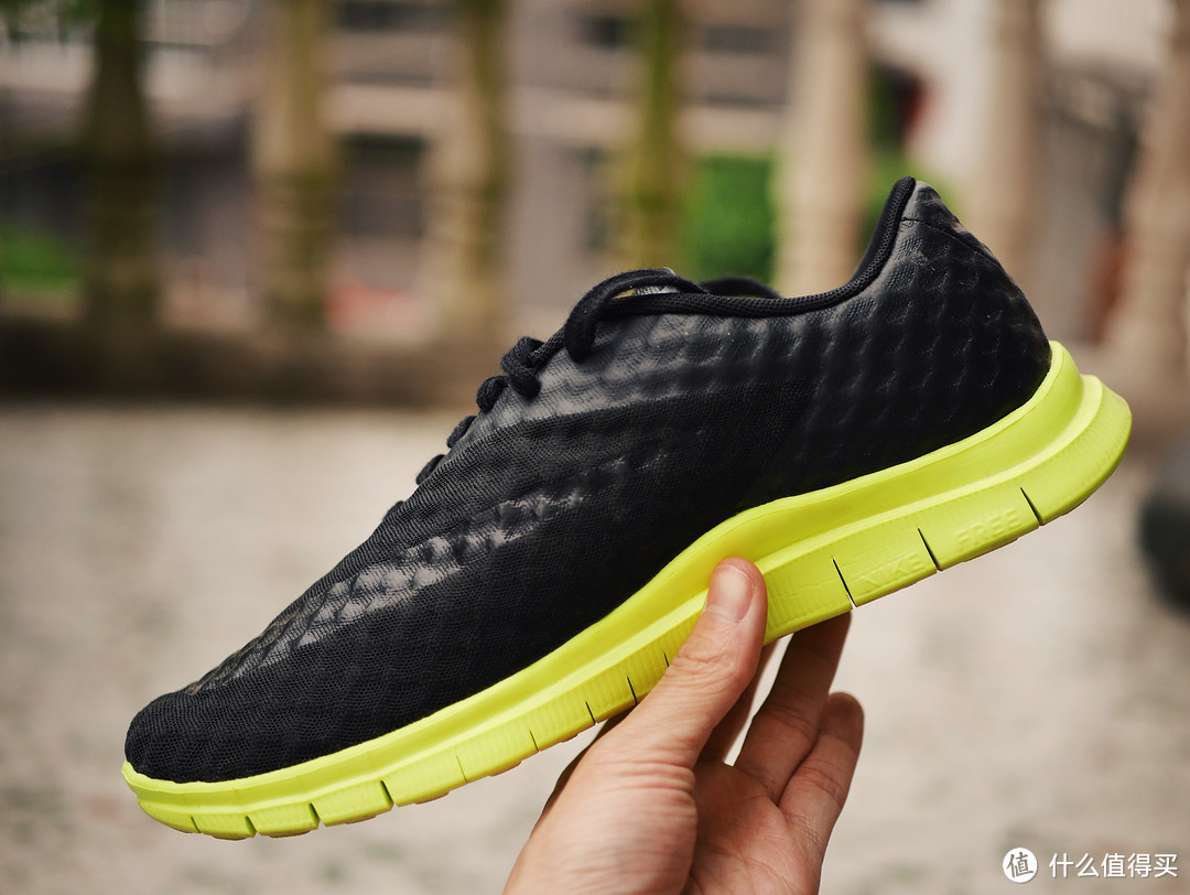 Pro:Direct Select 捡个便宜：Nike 耐克 Free Hypervenom Low 毒蜂系列休闲跑鞋