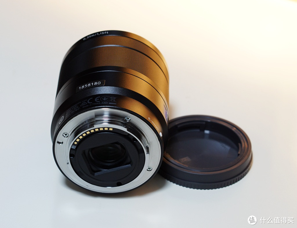 #本站首晒# 蔡司挂机头 — SONY 索尼 E 16-70mm F4 镜头开箱简评