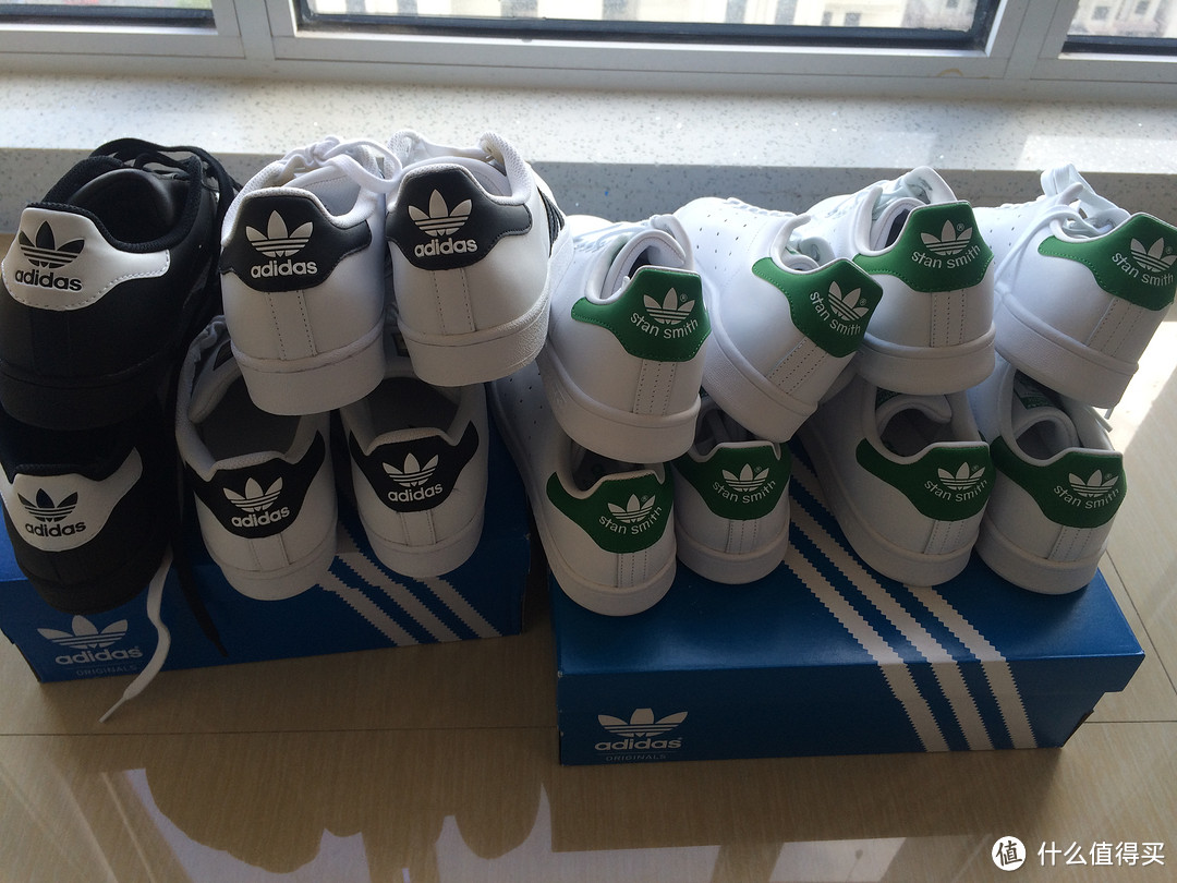 ''尺码怎么选''——美官网的adidas 阿迪达斯 Stan Smith 绿尾&super star 金标