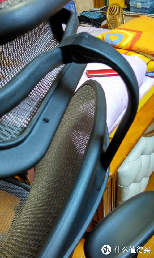 人体工程学椅子使用感受对比，达宝利金卓B对比西昊M16
