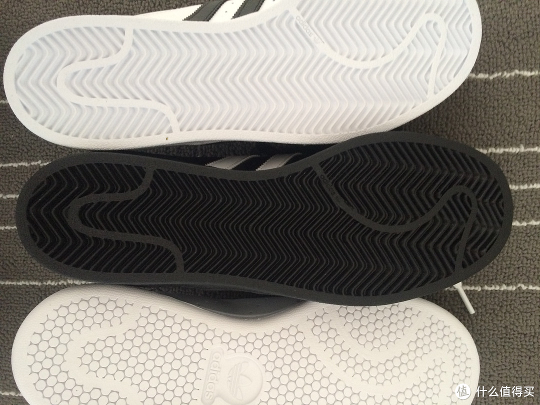 ''尺码怎么选''——美官网的adidas 阿迪达斯 Stan Smith 绿尾&super star 金标