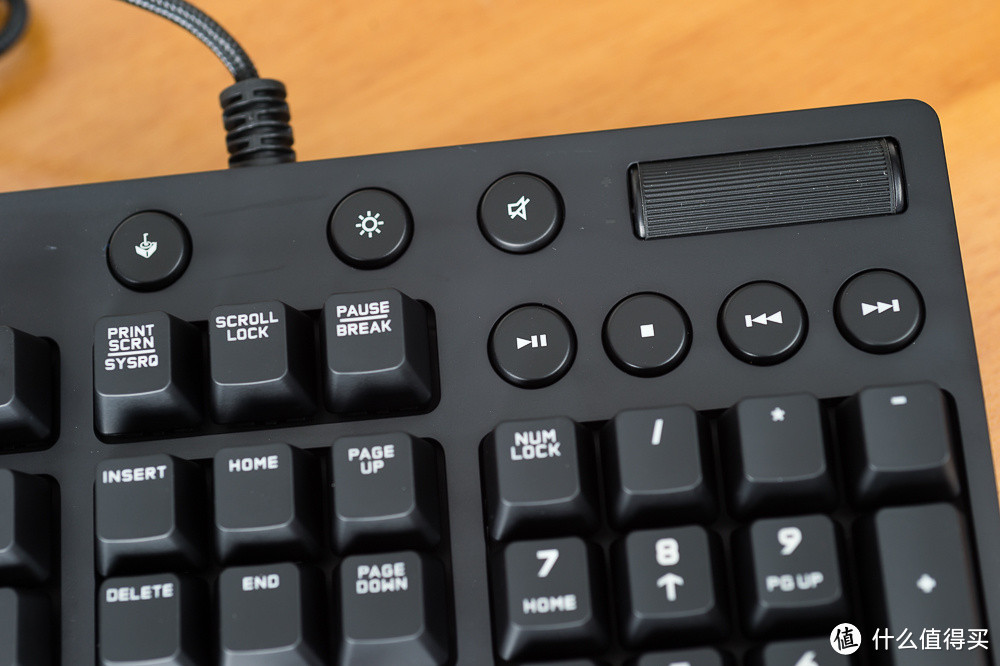 轻松游戏，打字畅爽，灯效多变，非典型茶轴——罗技 G610 Orion Brown 背光机械游戏键盘众测报告
