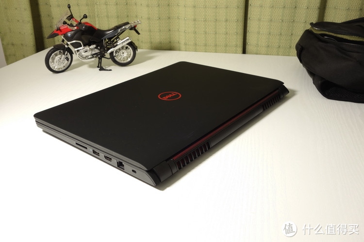 #我的笔电进化史#聊聊笔电选购原则  及晒 DELL 戴尔 Ins15PR-2748 游匣7000 I7 笔记本 ——颜值、性能、易扩展&易DIY