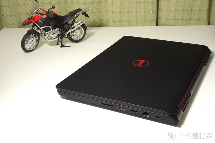 #我的笔电进化史#聊聊笔电选购原则  及晒 DELL 戴尔 Ins15PR-2748 游匣7000 I7 笔记本 ——颜值、性能、易扩展&易DIY