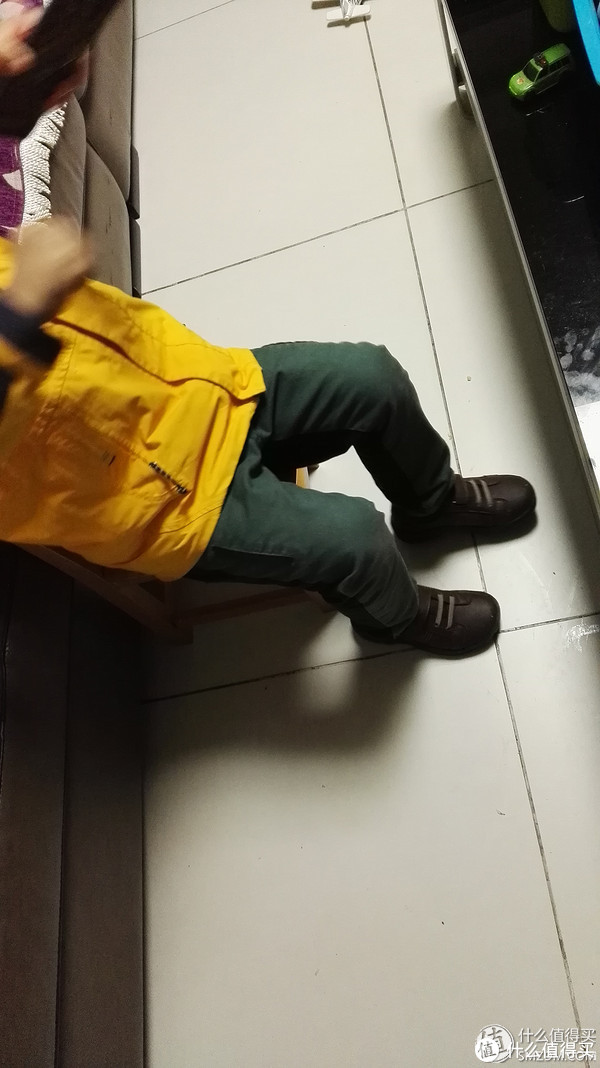 天真不能无鞋# 奔跑吧,我最爱的小皮孩