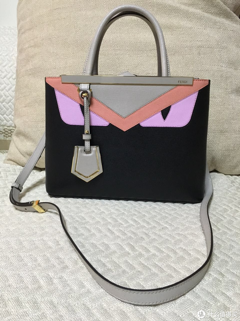 抓住一只“小怪兽”：Fendi 芬迪 2jours 限量款手提包