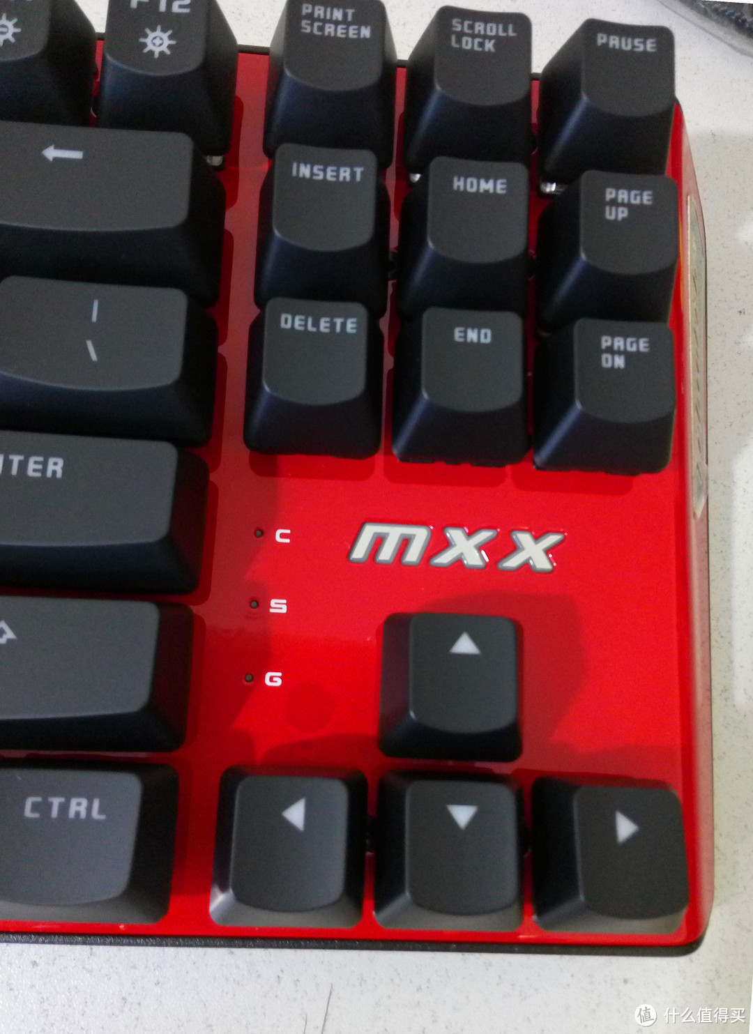 离完美还差一大步：镭拓MXX红款金标限量版机械键盘