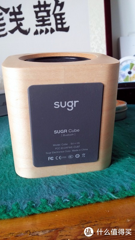 更像是家中一能出声摆件的蓝牙音箱 Sugr Cube 方糖蓝牙音箱