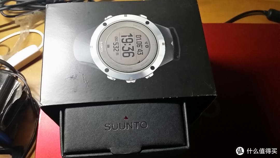 SUUNTO  颂拓 AMBIT3 peak 户外腕表 使用感受