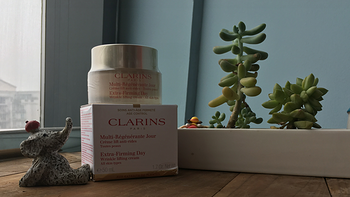 传说中的植物护肤世家，Clarins 娇韵诗 焕颜紧致日霜 开箱