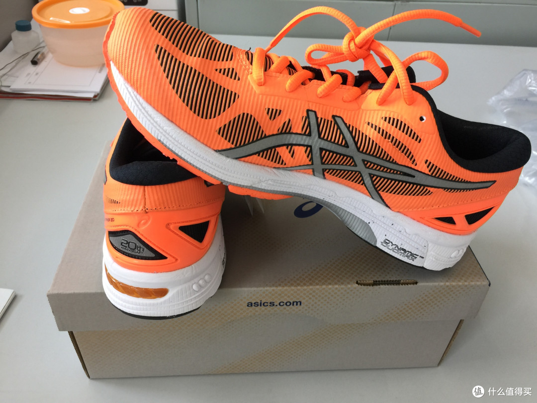 记第一双亚瑟士 — Men's GEL DS Trainer 20 Running Shoe