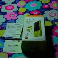 索尼 NW-A25 MP3播放器开箱展示(机身|logo|按键|屏幕)