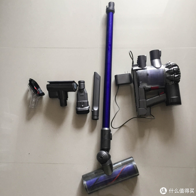 dyson 戴森 V6 Origin 手持式吸尘器 不完全拆解+清理