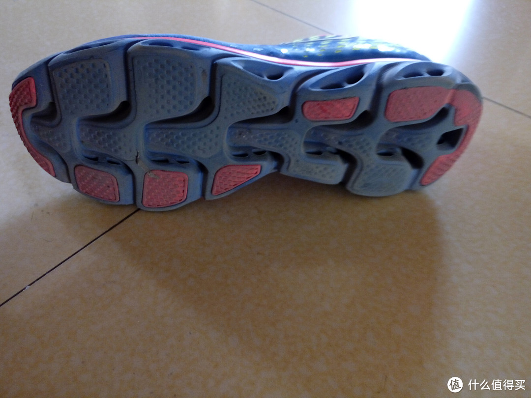 一双舒适的慢跑鞋：LI-NING 李宁 弧五代 深度使用测评（李宁系列测评第一期）