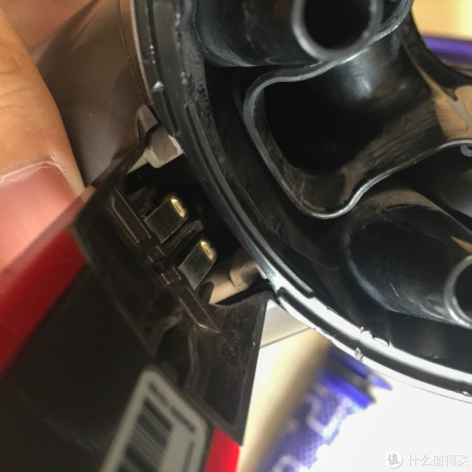 dyson 戴森 V6 Origin 手持式吸尘器 不完全拆解+清理