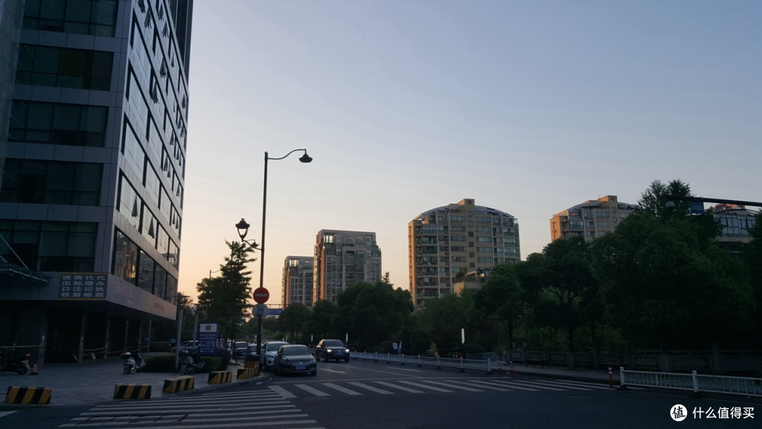 3000元级随手拍设备画质对比,Canon 佳能 G7X 数码相机/ OLYMPUS 奥林巴斯 EP5/ SAMSUNG 三星 S6 智能手机