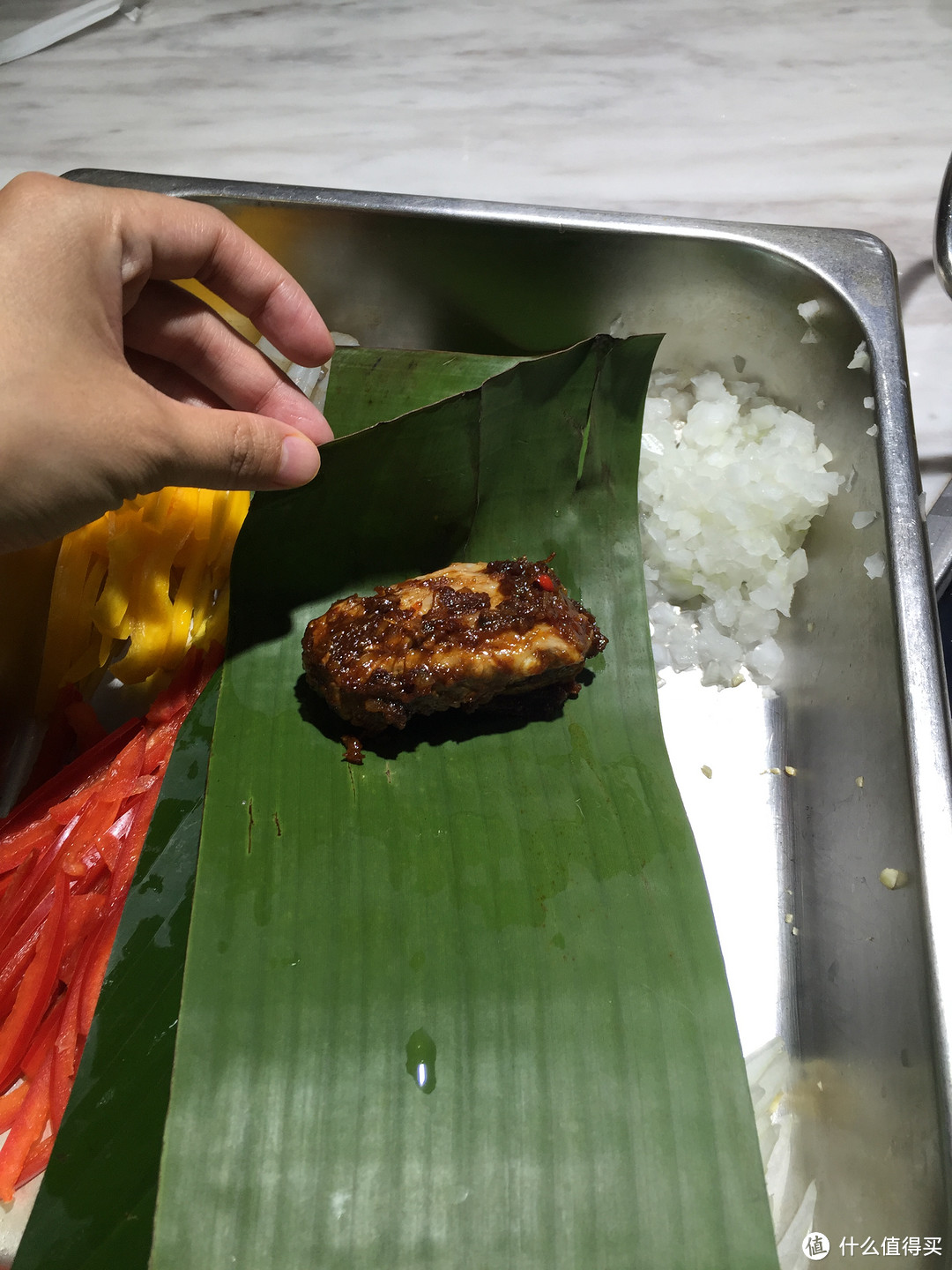 为了让你在变胖的路上越走越远——马来风味烤主肋骨+蜜汁炒油面制作方法