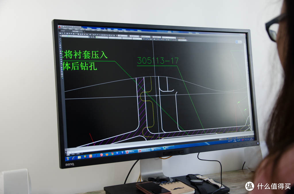 无大屏不效率！大屏才是设计狗的福音：BenQ 明基 BL 3200PT 专业显示器