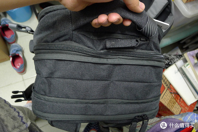 功能强大的多面手：Incase Eo Travel Backpack 双肩旅行包