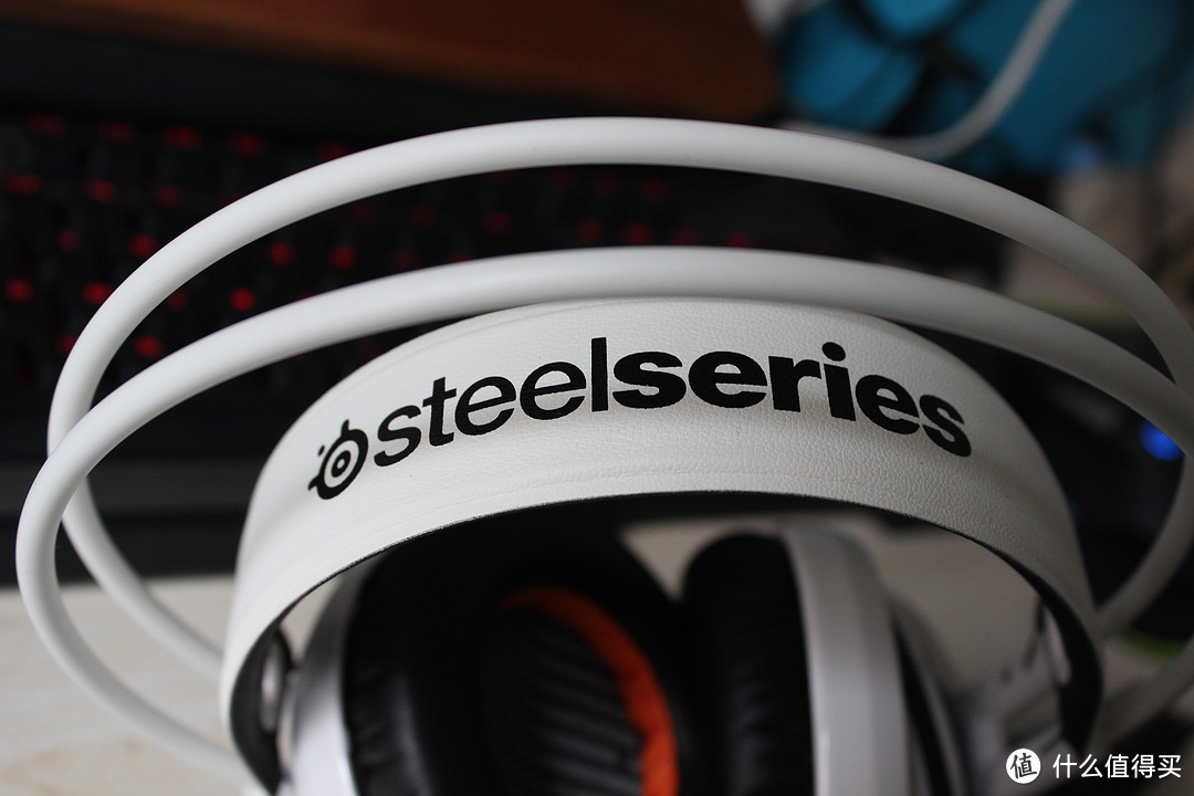 做工出色、灯光很炫、特色突出——SteelSeries 赛睿 西伯利亚350 游戏耳机首发众测