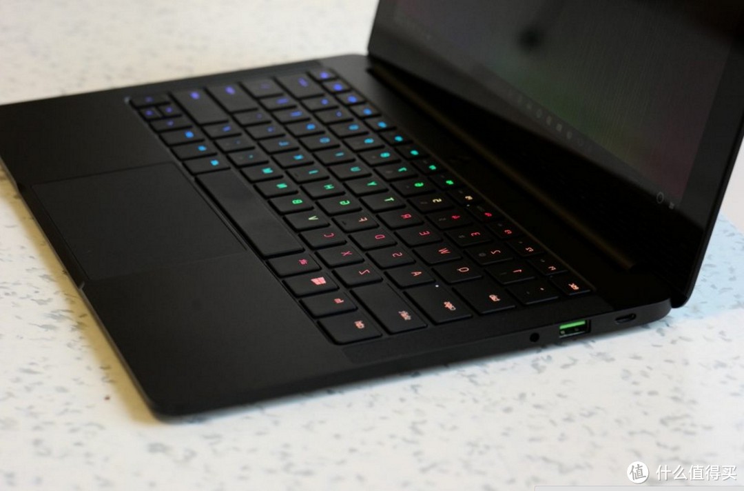 #我的笔电进化史# 买笔记本的正确姿势和Razer 雷蛇 ultrabook笔记本电脑 简晒