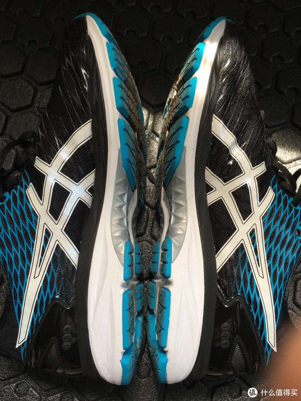 #原创新人# ASICS 亚瑟士 GEL-NIMBUS 18-SW *级缓震跑鞋