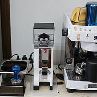 尤里卡 MMG 咖啡磨豆机使用体验(残粉|喷粉|静电结块|做工|电控定量)