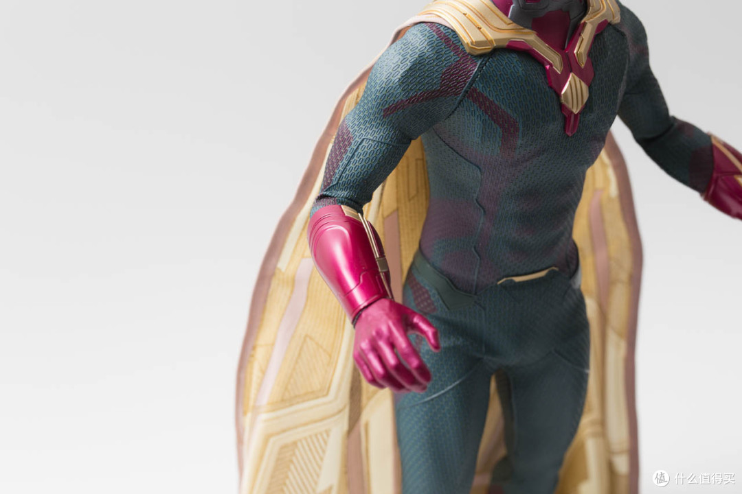 HOTTOYS 复仇者联盟奥创纪元 雷神、幻视、钢铁军团打包晒