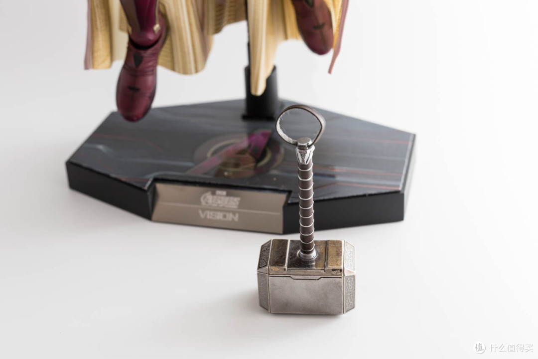 HOTTOYS 复仇者联盟奥创纪元 雷神、幻视、钢铁军团打包晒