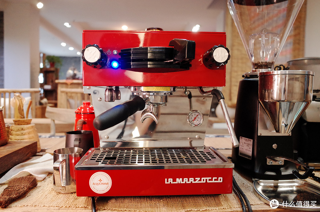 #本站首晒# 翡冷翠来的小红狮：La Marzocco LINEA mini 半自动咖啡机