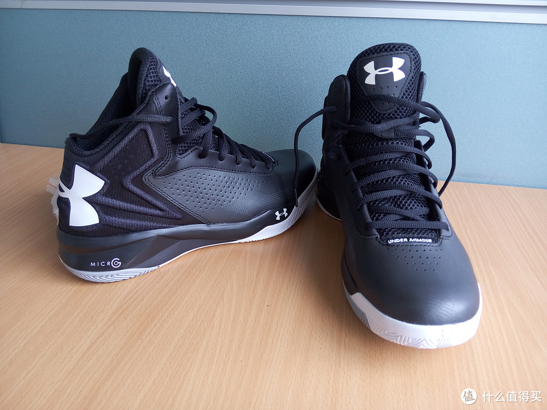 Under Armour 安德玛 UA Micro G™ Torch 入手简单测评