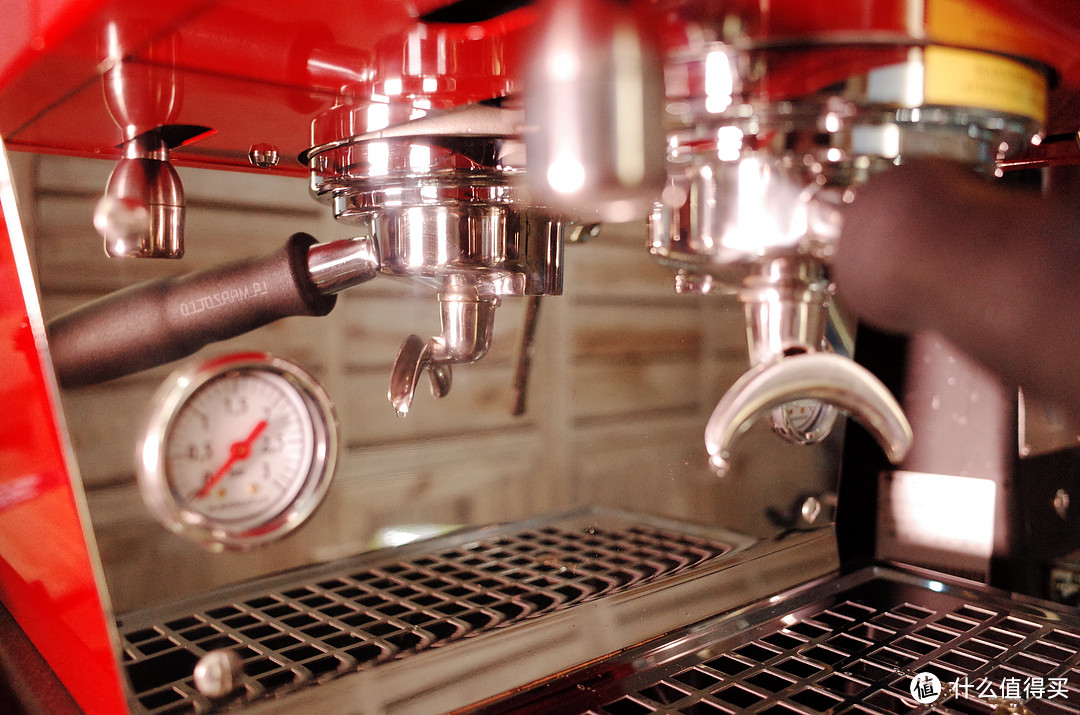 #本站首晒# 翡冷翠来的小红狮：La Marzocco LINEA mini 半自动咖啡机