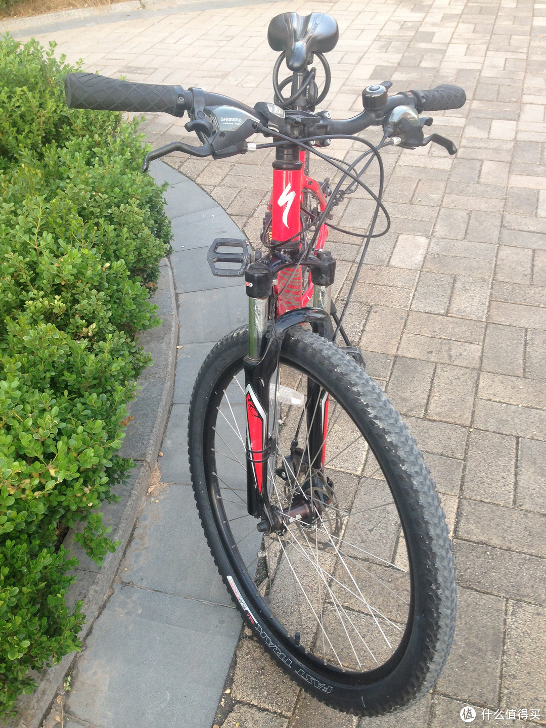 Specialized 闪电 HARDROCK COMP DISC 山地车