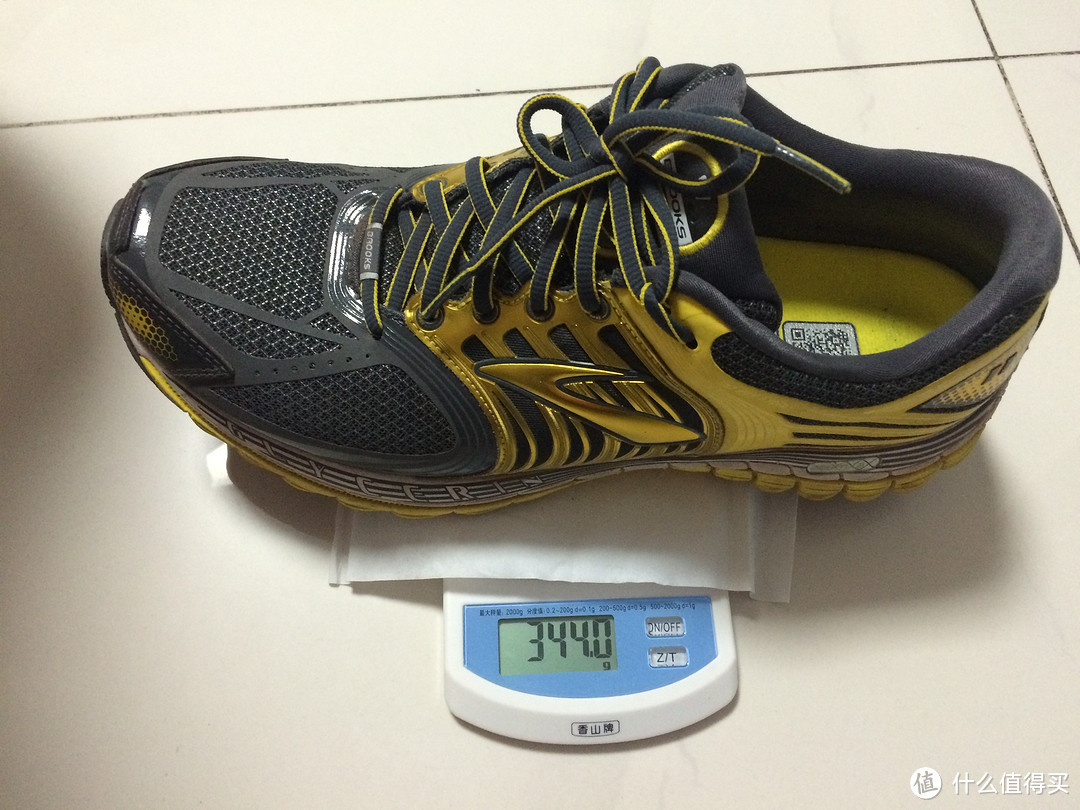 Saucony 索康尼 Triumph ISO 2 黑蓝配色 开箱+100KM后使用感受