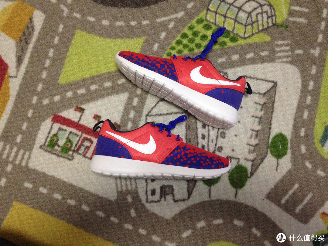 #本站首晒# NIKE 耐克 ROSHE ONE PRINT GS 童鞋女穿