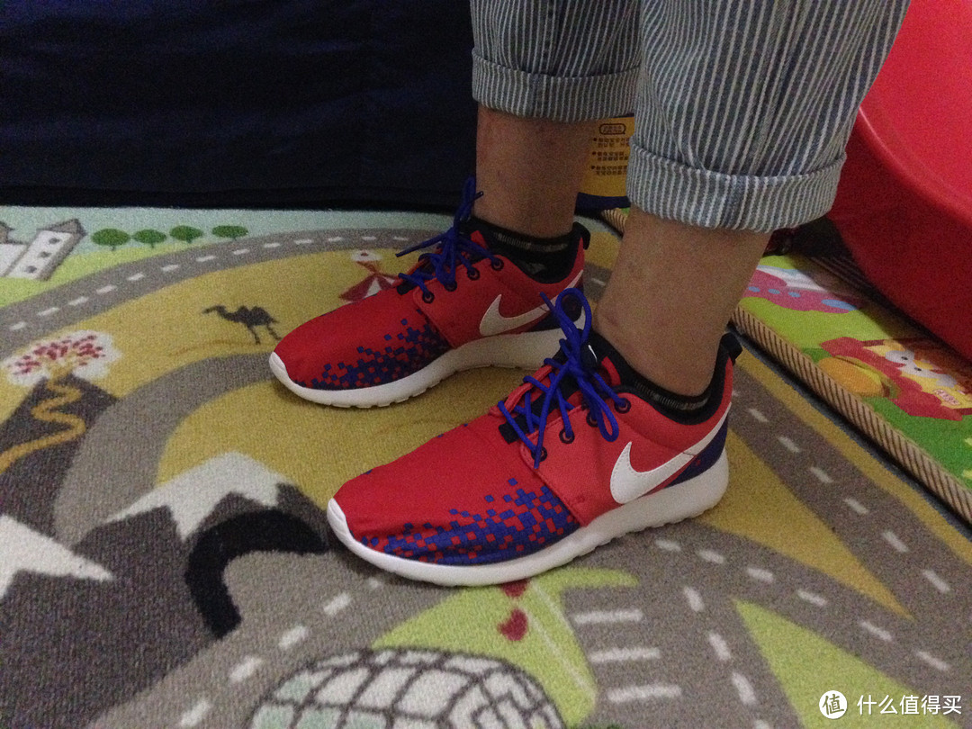 #本站首晒# NIKE 耐克 ROSHE ONE PRINT GS 童鞋女穿