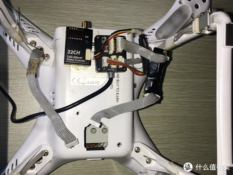 DJI 大疆 飞翔之精灵2 Phantom 2四轴飞行器维修换壳记