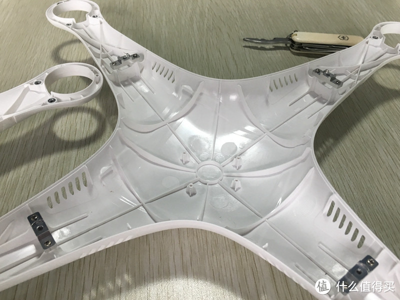 DJI 大疆 飞翔之精灵2 Phantom 2四轴飞行器维修换壳记