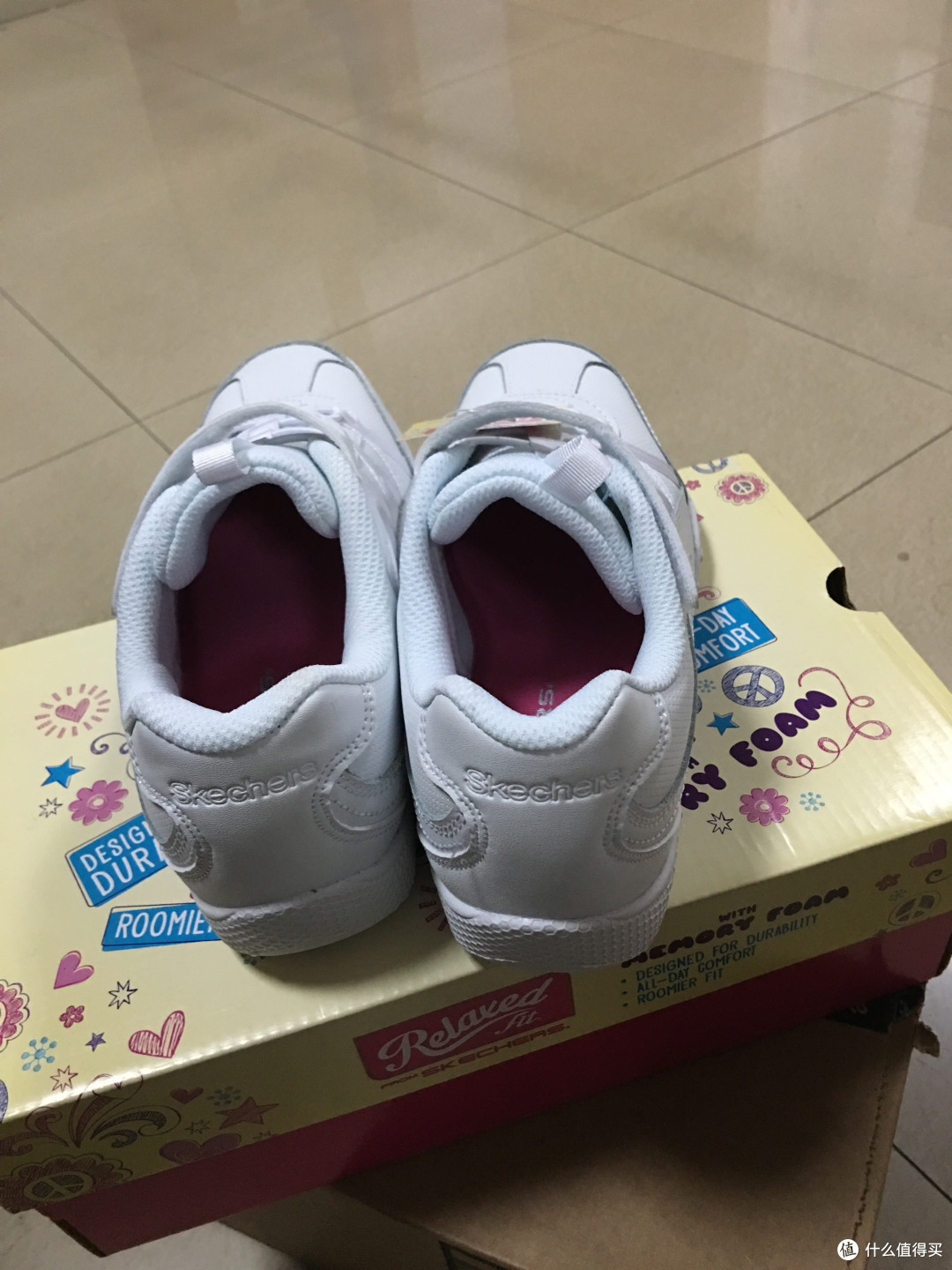我买了小白鞋,不是为了跟随潮流!Skechers Kids Sweet Kicks 童鞋