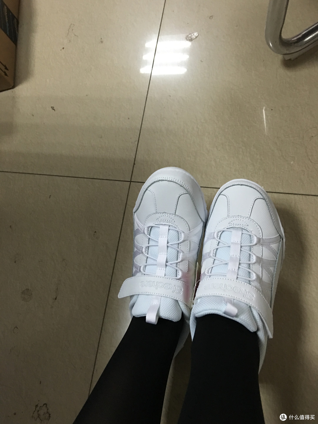 我买了小白鞋,不是为了跟随潮流!Skechers Kids Sweet Kicks 童鞋