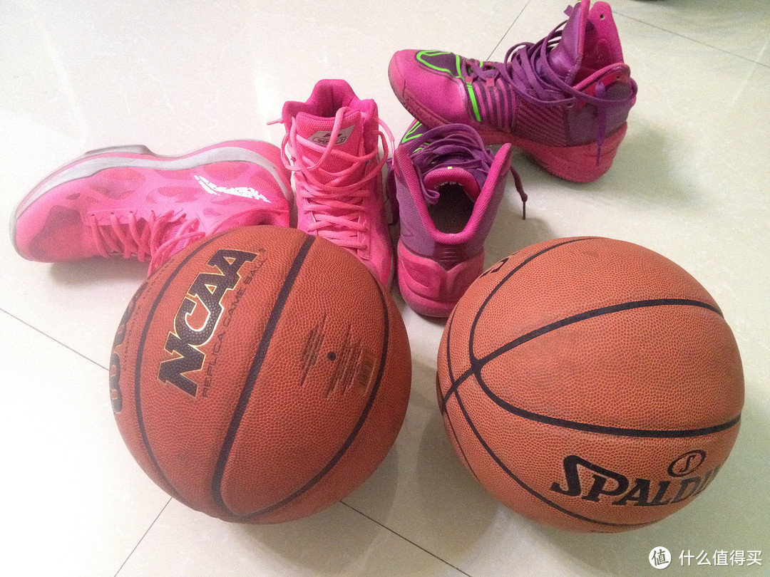 性价谁更值得买？！Wilson 威尔胜 NCAA 0730 solution PU复刻版篮球 VS Spalding 斯伯丁 74-604Y掌控