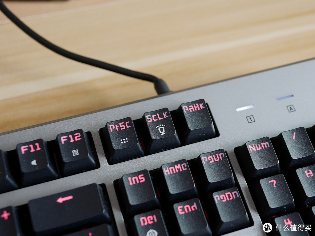 Cherry 红轴的信仰——Hellboy ZFMX600 机械键盘 红轴 入手体验