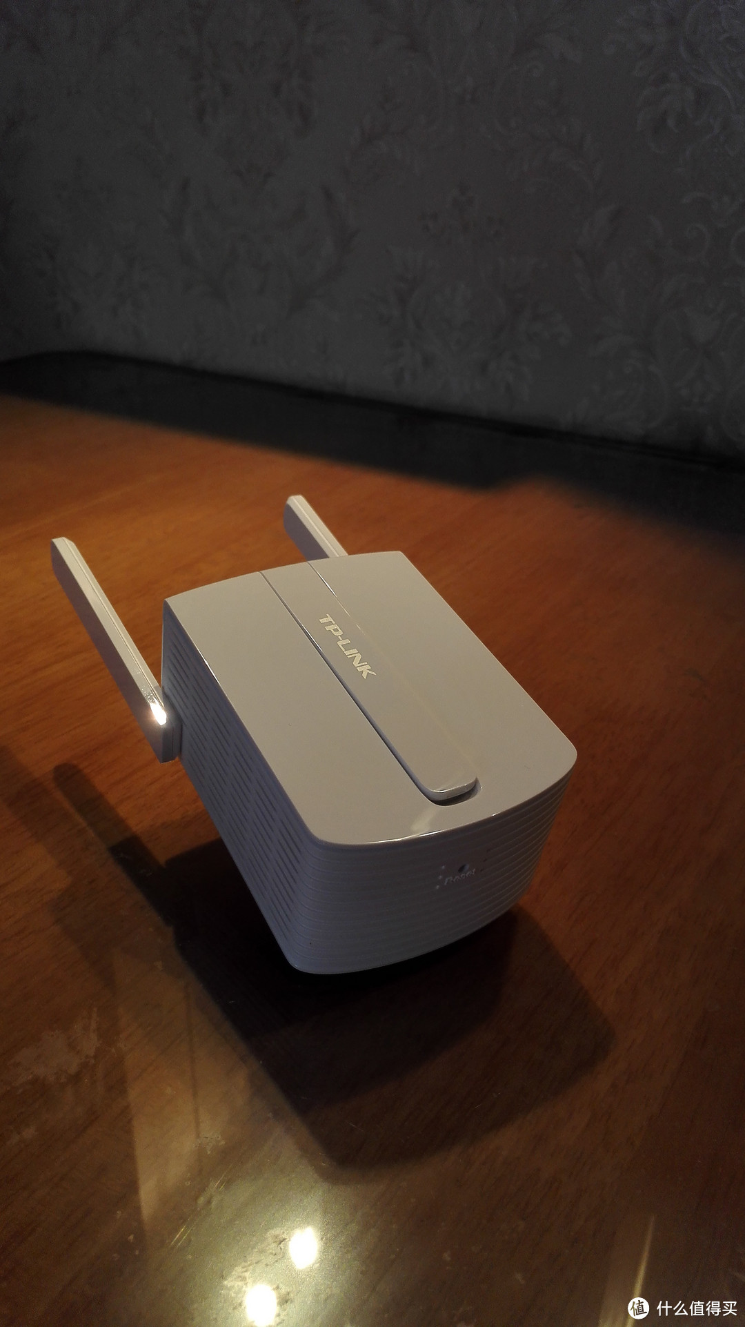 居家必备！TP-LINK TL-WA933RE 450M WIFI 信号放大器