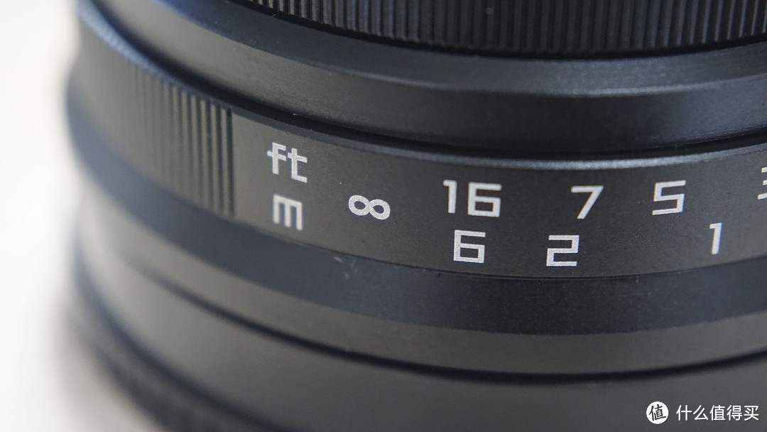 来之国产的大光圈镜头“ — 中徕 25mm f1.8” 大光圈 微单镜头