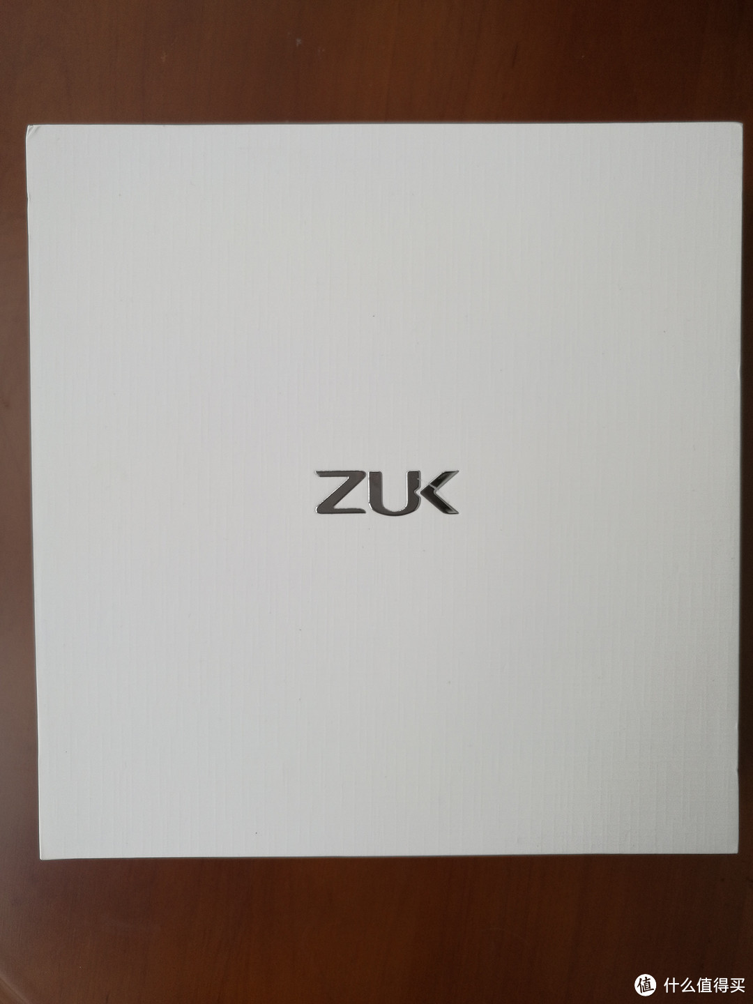 Lenovo 联想 ZUK Z2 PRO 开箱 （附与mate8高配以及i6s plus系统对比心得）