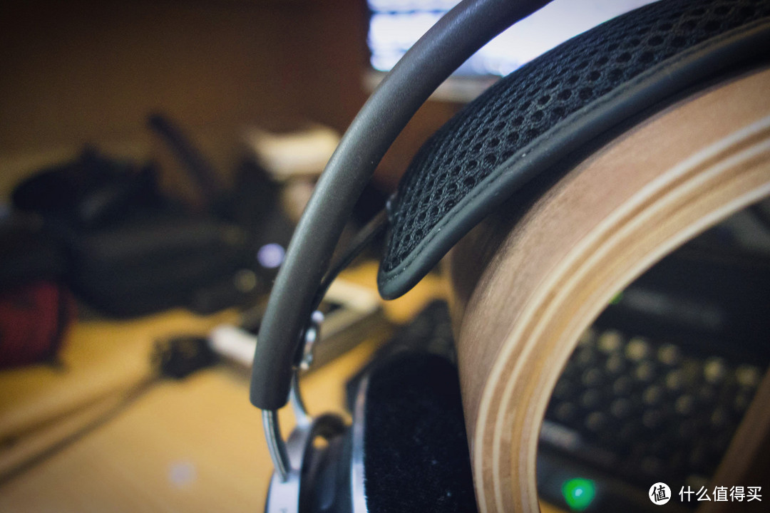 当谈论游戏耳机时我们需要什么？——简评SteelSeries 赛睿 西伯利亚350 游戏耳机