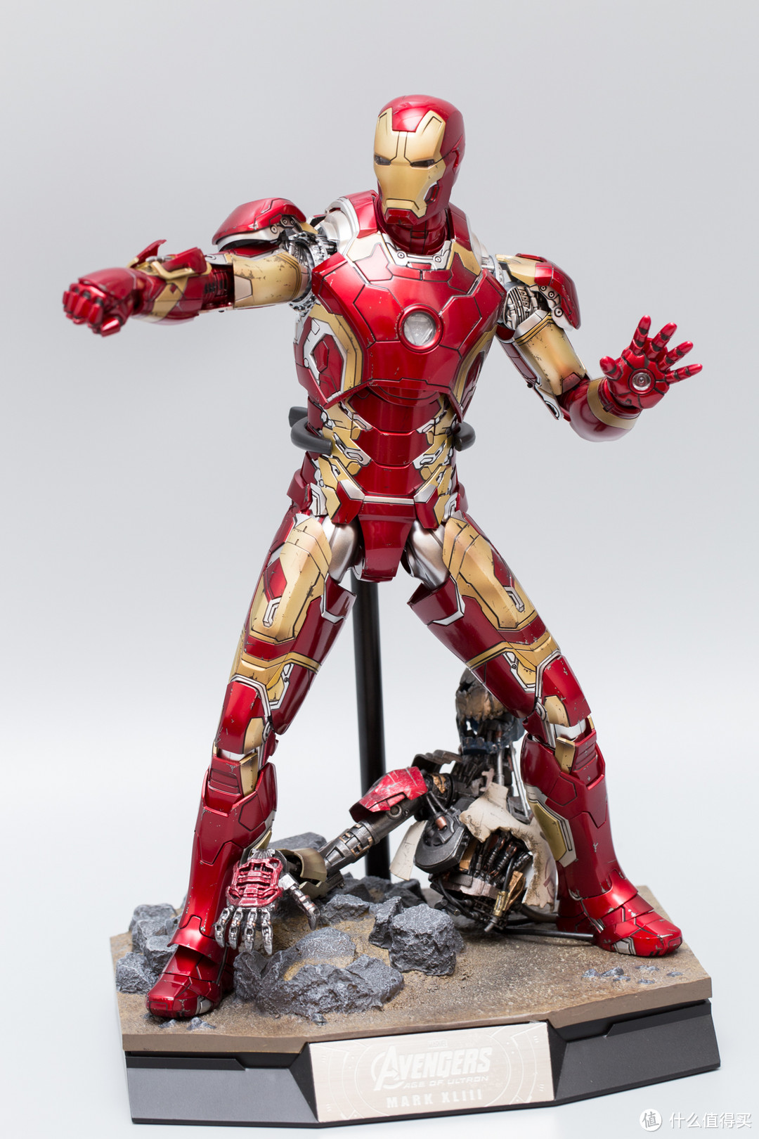 God bless Iron Man！Hottoys 合金版钢铁侠战衣