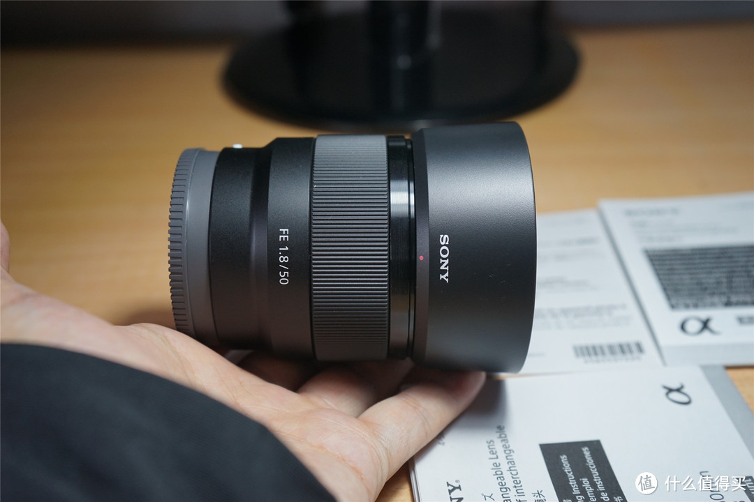 索式“小痰盂” SONY 索尼 FE50/1.8镜头 开箱