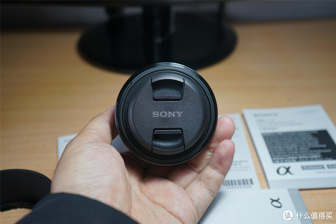 索式“小痰盂” SONY 索尼 FE50/1.8镜头 开箱