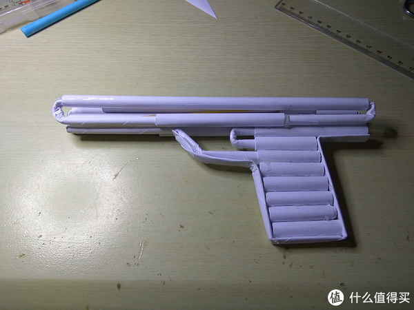 diy纸制玩具枪教程图解 如何用a4纸做能发射子弹的玩具枪_六一儿童